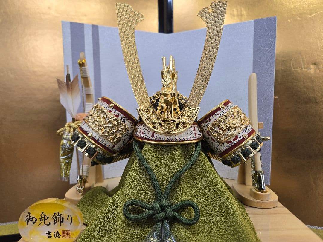 【展示品限り】五月人形　兜　鍬形　収納飾り　※閉店セール　S42