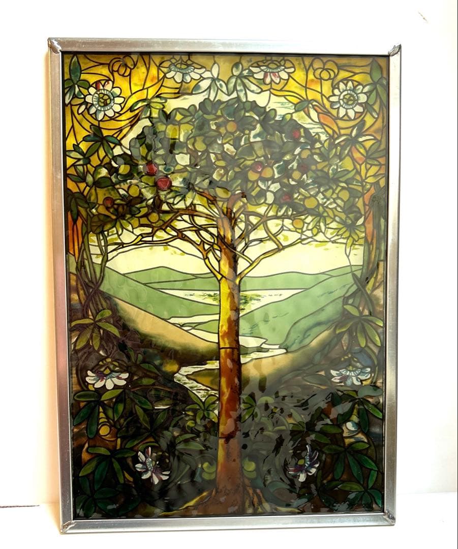ルイス・C・ティファニー 作ステンドグラス 生命の木