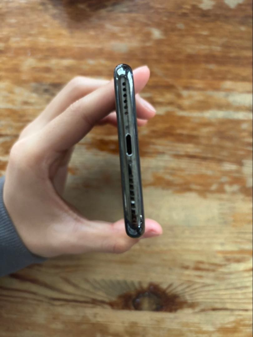 Apple iPhone x ブラック