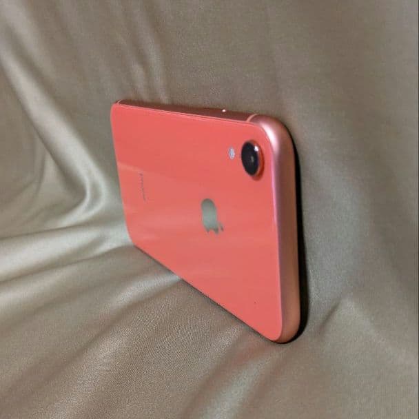 【美品】iPhone XR 128GB◎色・コーラル