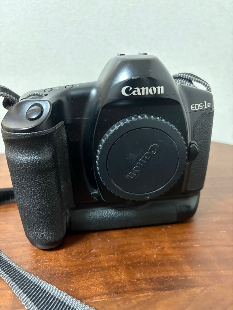Canon EOS 1N デジタルフィルム一眼カメラ バッテリーグリップ付き
