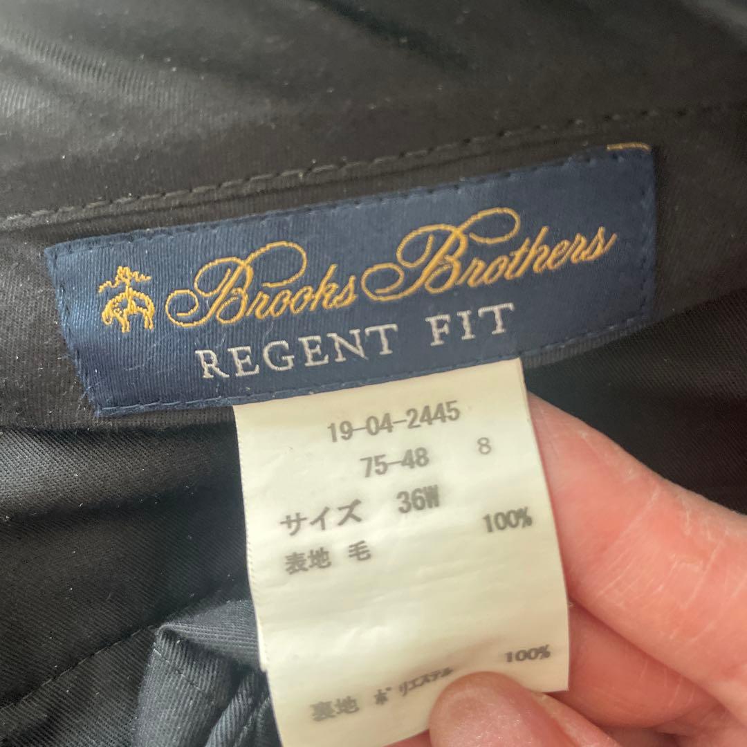 Brooks Brothers ビジネススーツ ダークネイビー2着　グレー1着
