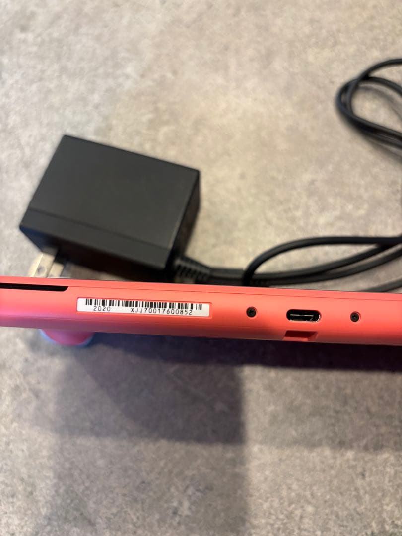 【美品】Nintendo Switch Lite コーラル 本体 アダプター付