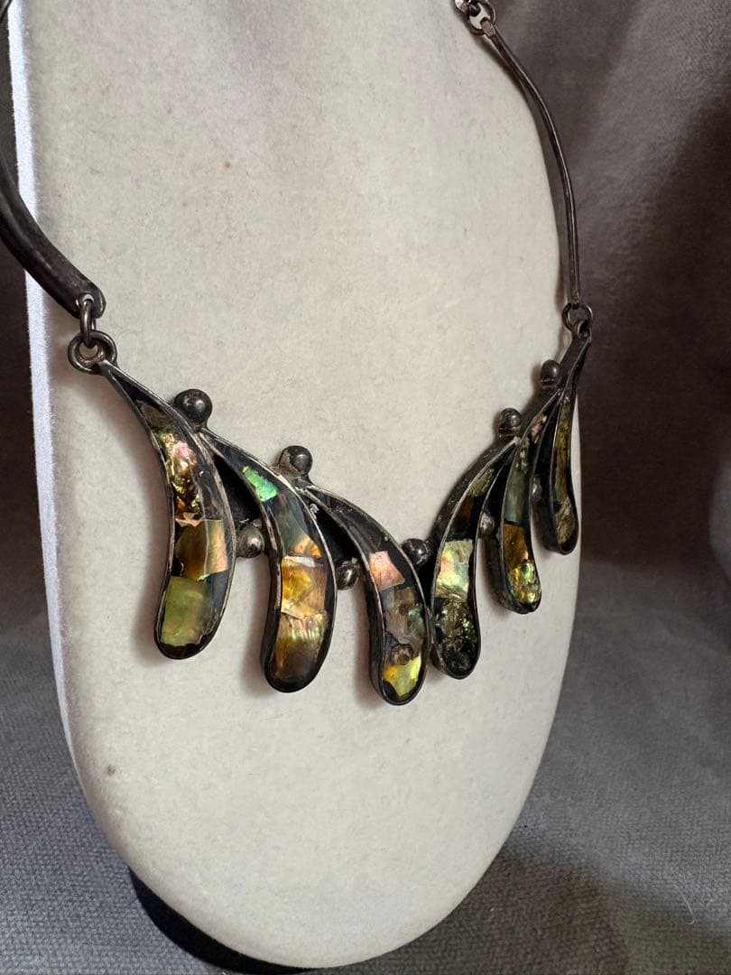 d*7様 エレガントな流線型ペンダントネックレス／メキシカンネックレス