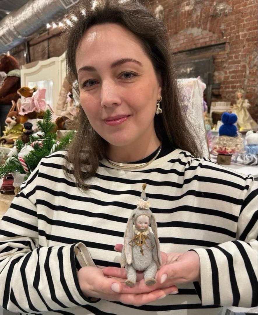 ロシアアーティスト作品　うさぎドール