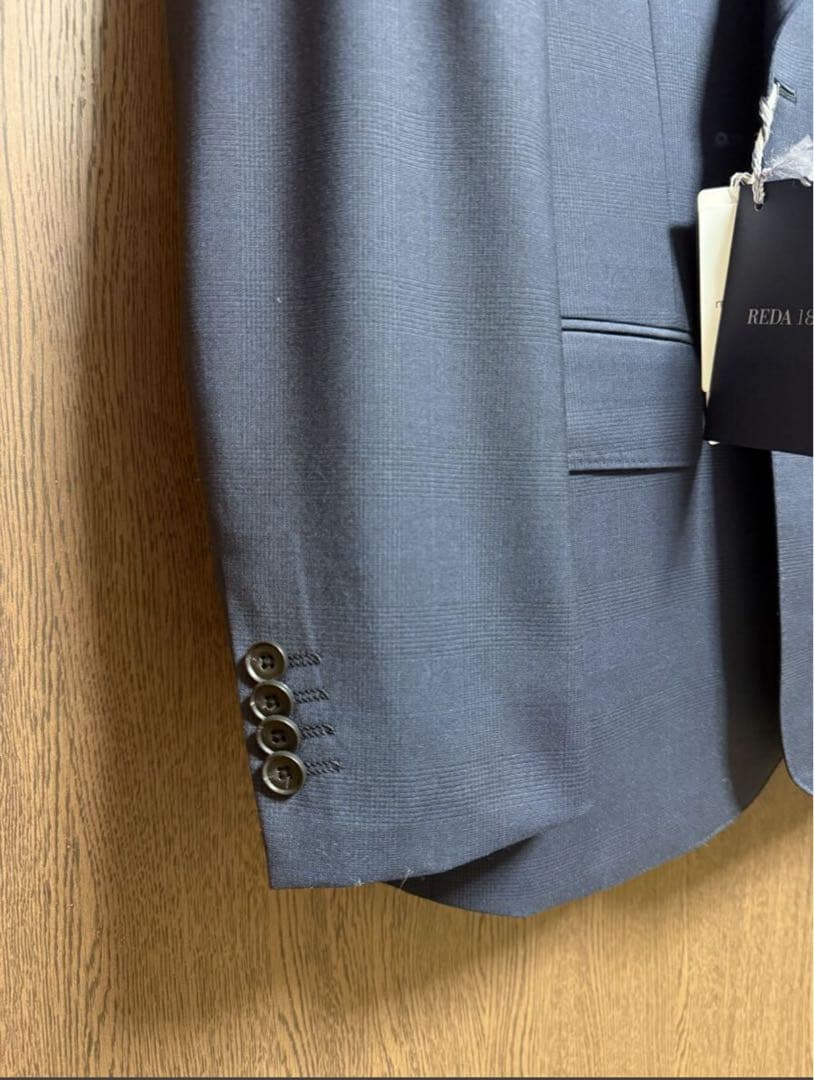A6新品未使用！イタリアREDAウール100%3ピーススーツ！ネイビー！極小訳！