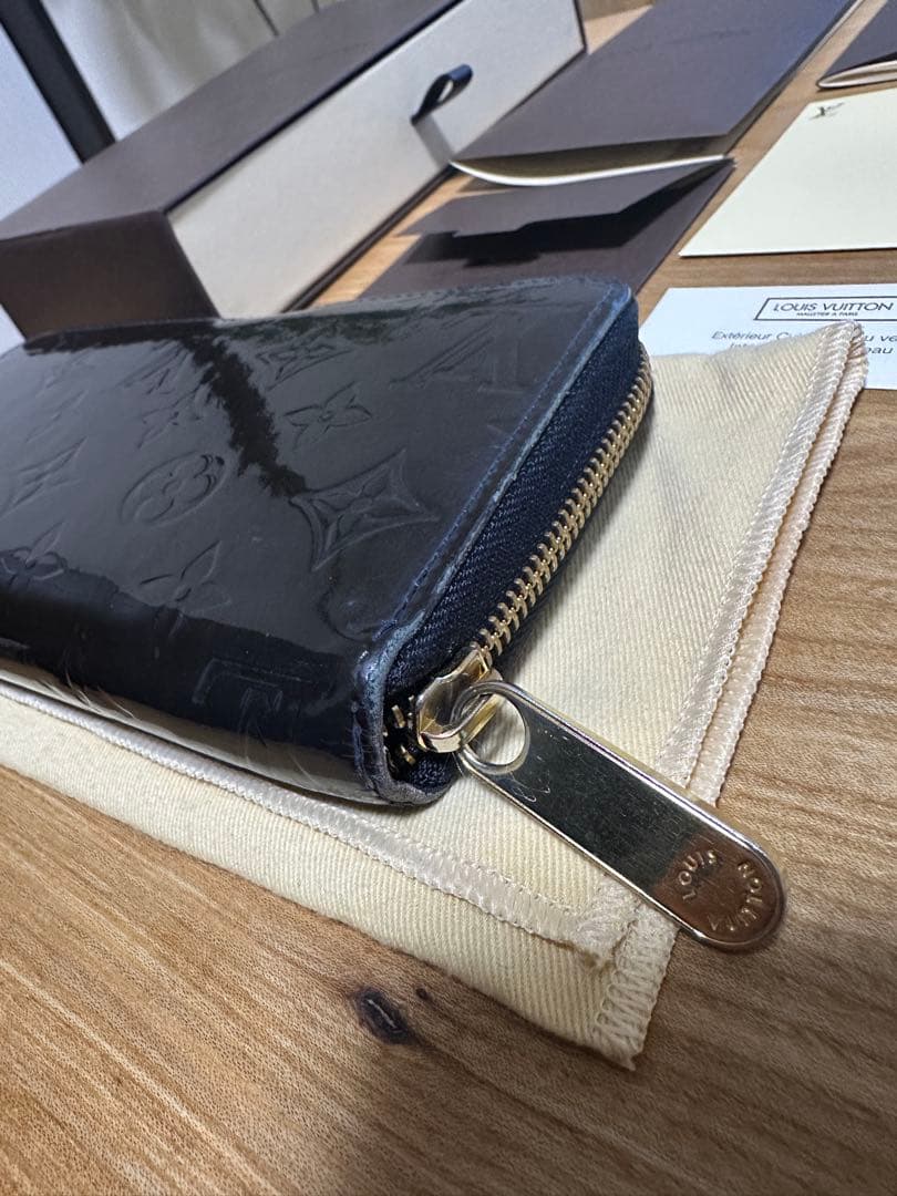 【箱付属品付き】ルイヴィトン モノグラム ヴェルニ ジッピーウォレット