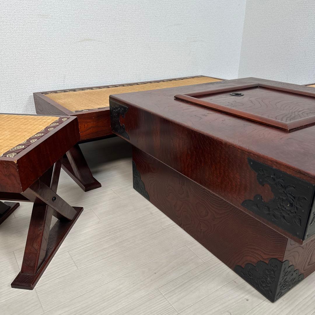 駿河民芸 囲炉裏テーブル 杢目 隅金具/畳ベンチ1脚・畳椅子2脚付き iso※