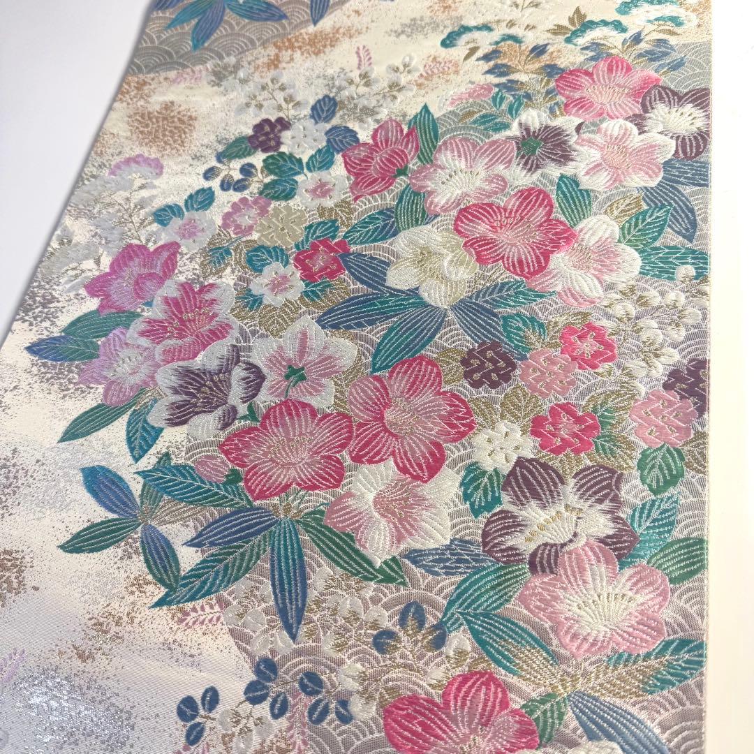 5k2413 袋帯　絹　本金箔　九百錦　白　銀色　ピンク　金色　緑　紫　青　花柄