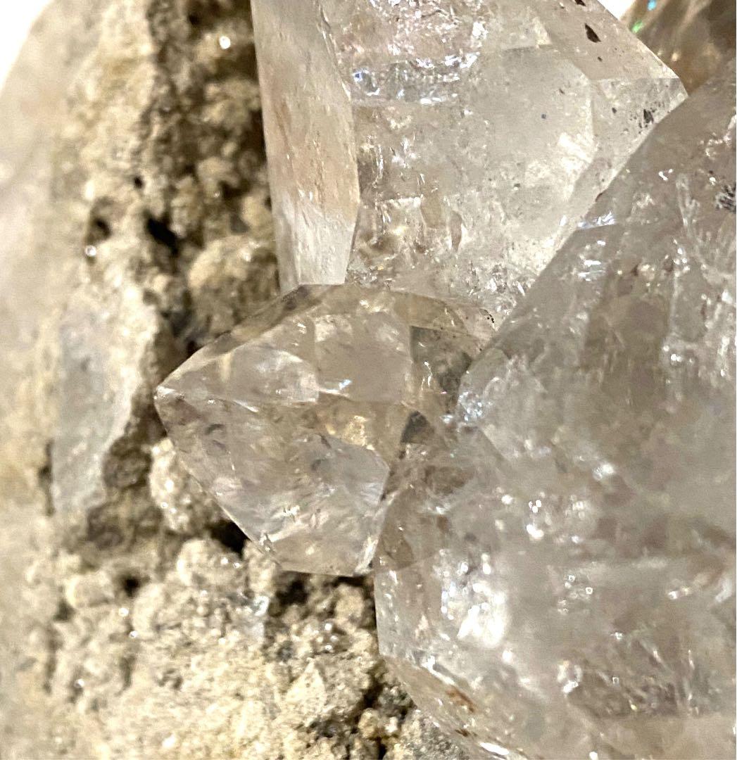 激レア超特大サイズ 母岩付き虹多め 2779g特大 ハーキマーダイアモンド原石