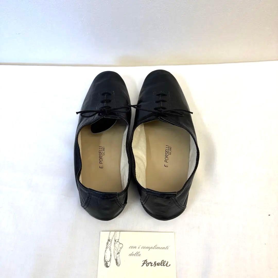 E. Porselli ブラックフラットシューズ
