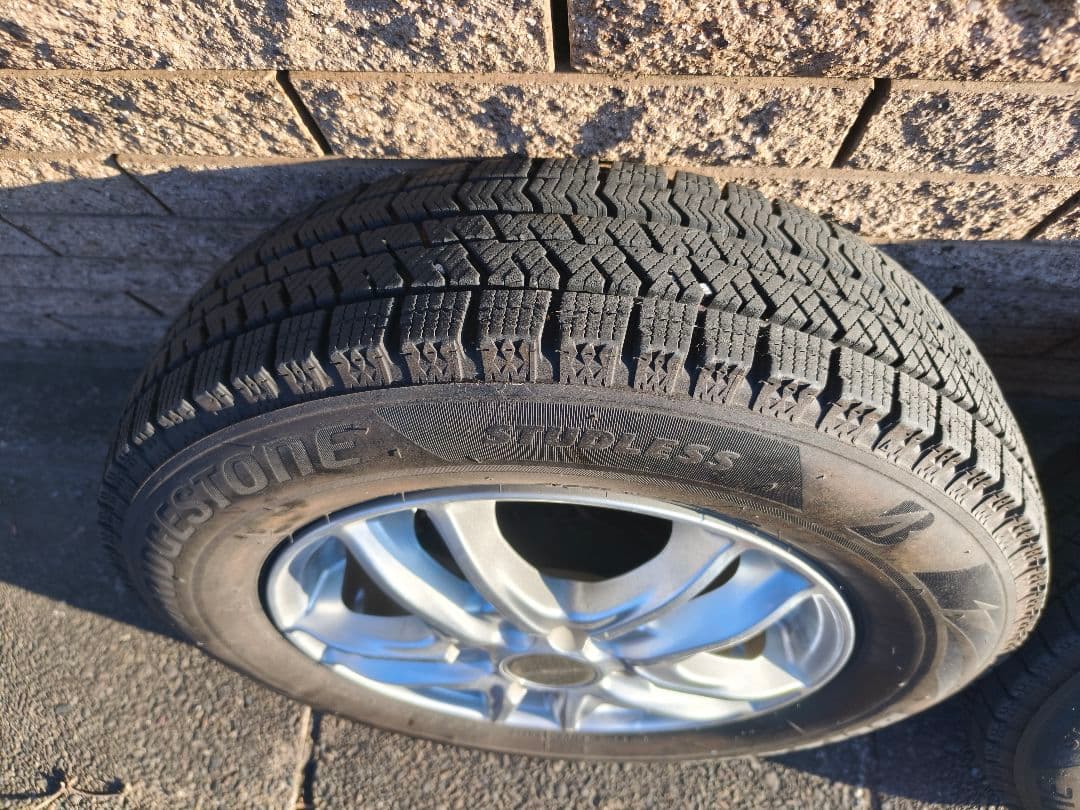 145/80R13 スタッドレス 軽自動車 4本 ブリジストン　千葉市　引取限定