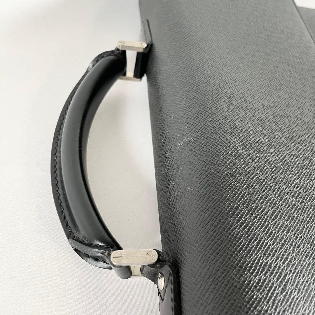 LOUIS VUITTON ルイヴィトン タイガ ビジネスバッグ グレー