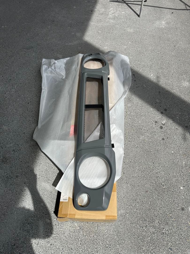 ジムニー(シエラ)用　JAOSフロントグリル中古