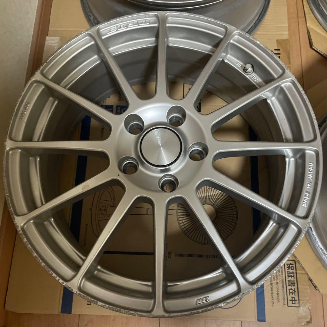 enkei アルミホイール　pf03 17✖︎7J 2本