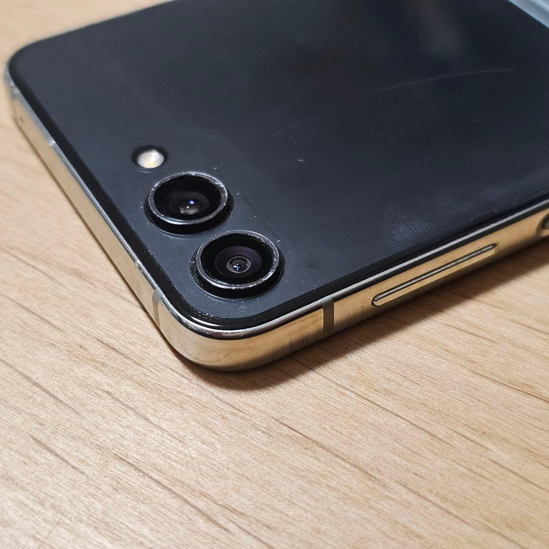 韓国版 Galaxy Z Flip5 512GB ミント SIMフリー ケース付