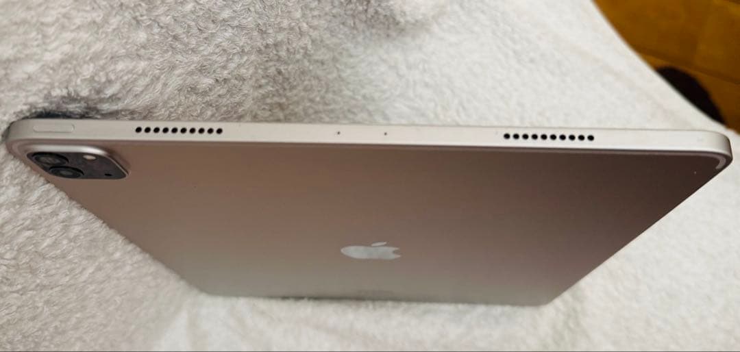 iPad Pro 第6世代　12.9インチ 128GB シルバー