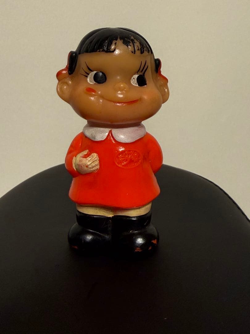◆激レア◆昭和当時物 不二家 ペコちゃん 笛入り ソフビ人形 9cm 初期造形