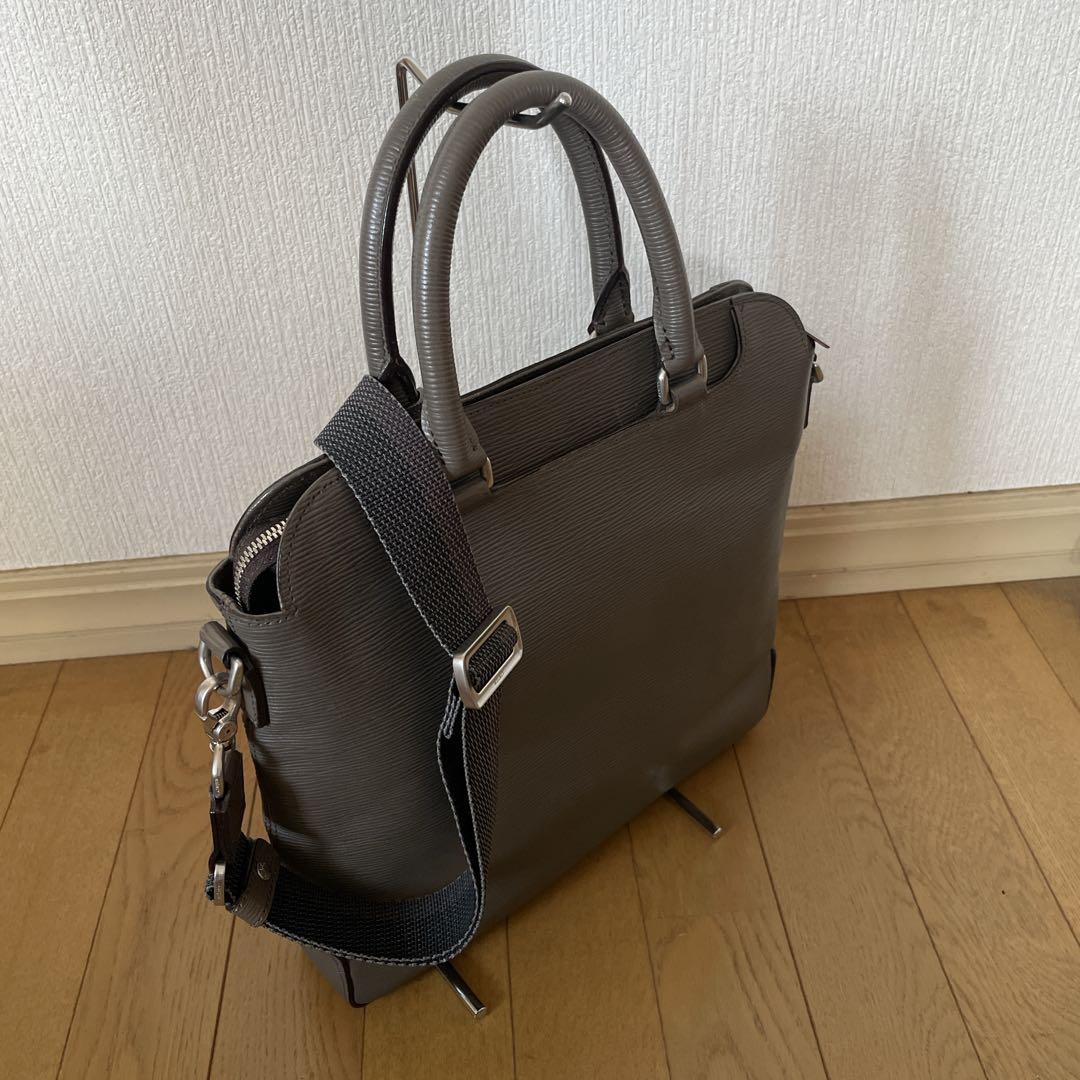 アニアリaniary 2WAYブリーフケース16-02002ウェイブレザー中古