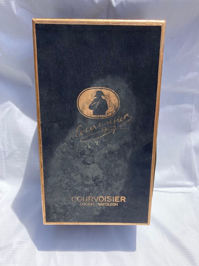Courvoisier Napoleon コニャック 金ボトル700ml 未開栓
