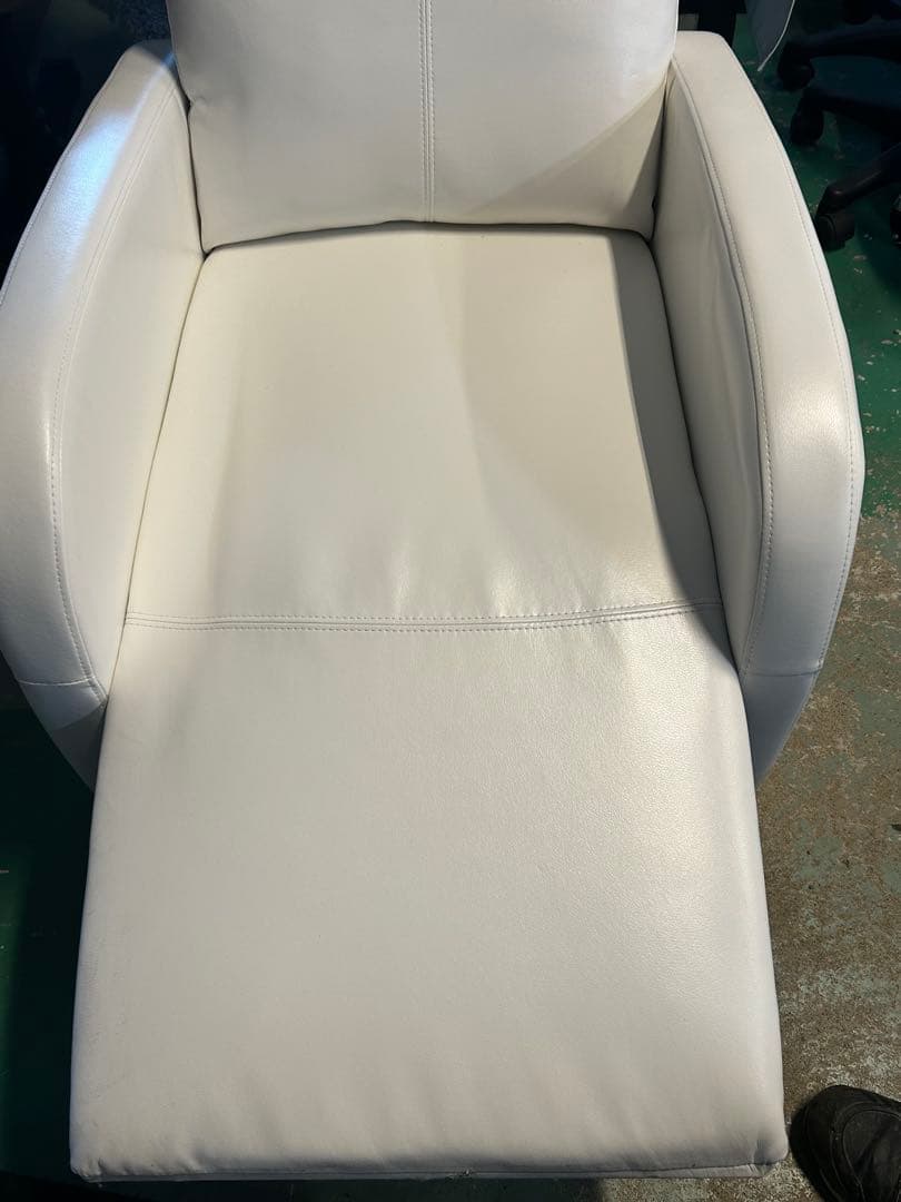 ☆ リクライニングチェア手動　マツエク　ネイル　エステ☆ 未使用