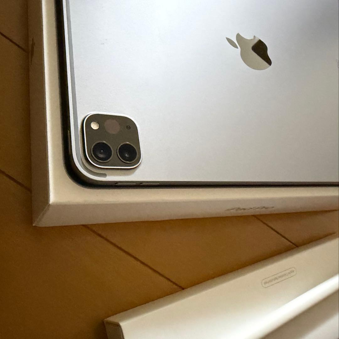 iPad Pro (第4世代) 11インチ 128GB Wi-Fi 備品セット