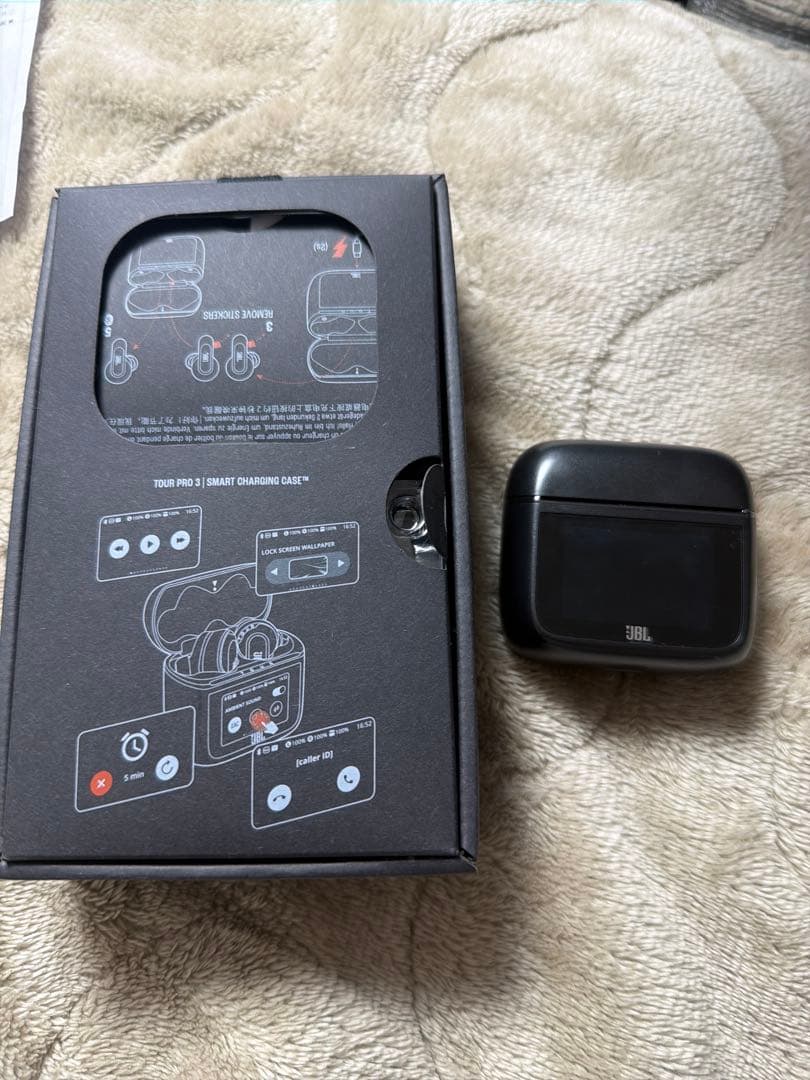 JBL TOUR PRO3 ブラック　中古品
