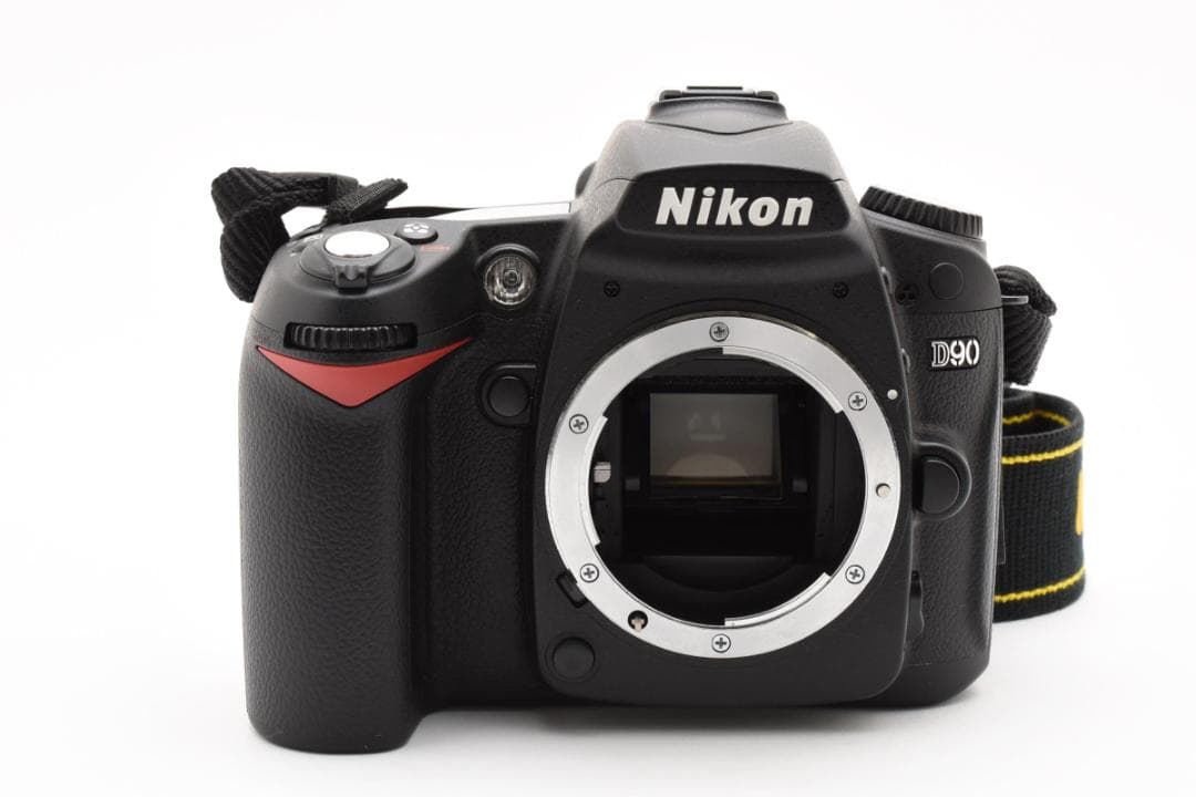超美品 NIKON D90 ショット数 4179枚 デジタル ボディ M329