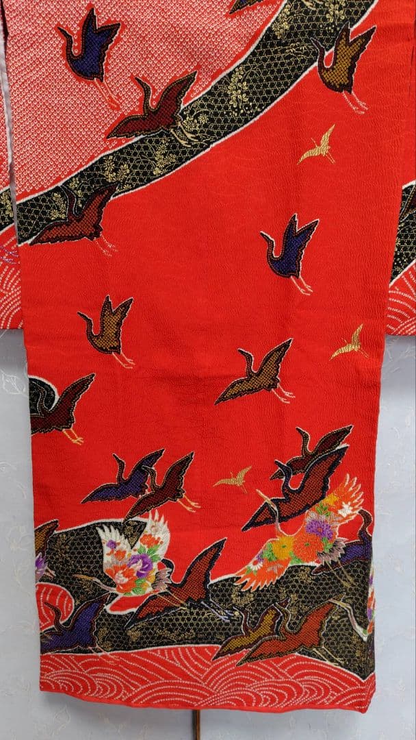 RK562子供着物四つ身7歳前後用着丈129センチ裄丈56センチ非常に綺麗美品