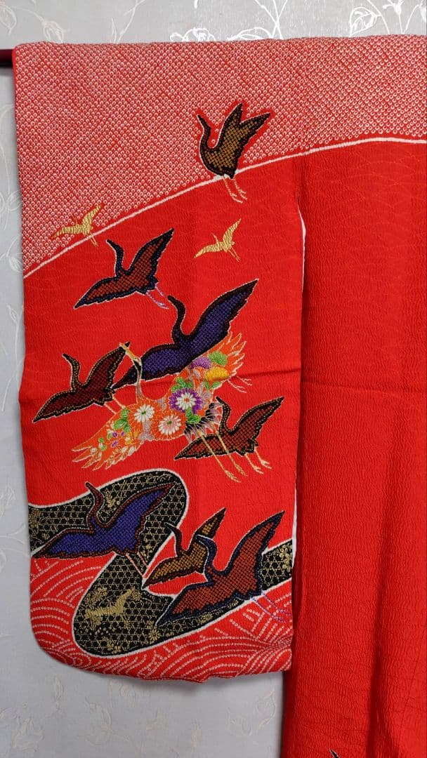 RK562子供着物四つ身7歳前後用着丈129センチ裄丈56センチ非常に綺麗美品