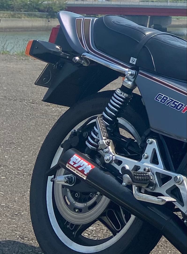 CB750F YSSリヤショック
