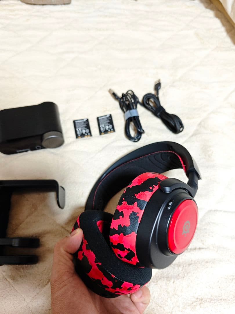 SteelSeries Nova Pro Wirelessゲーミングヘッドセット