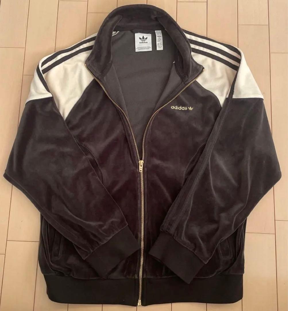 【極希少】アディダス ベロアトラックジャケット　ブラック×オフホワイト