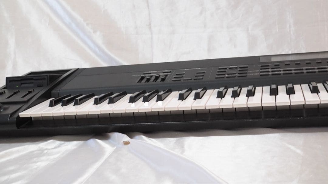 Roland XP-80 シンセサイザー 76鍵盤 ローランド キーボード