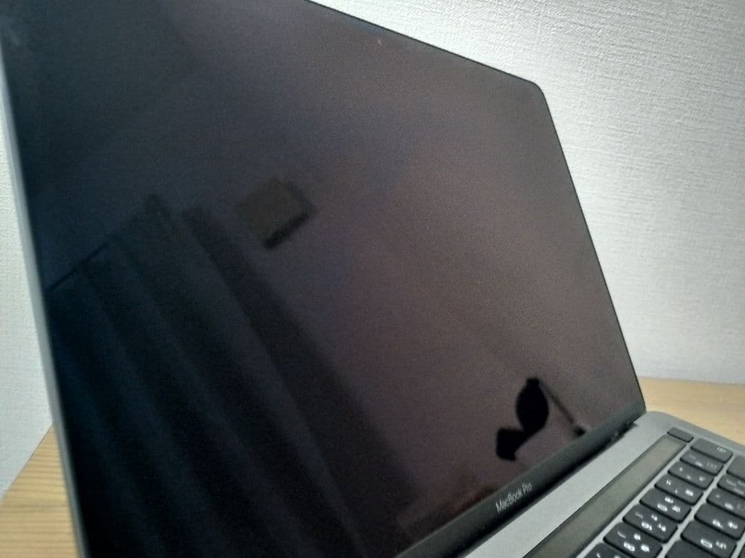 美品MacBook Pro 2020 M1 8GB 250GB