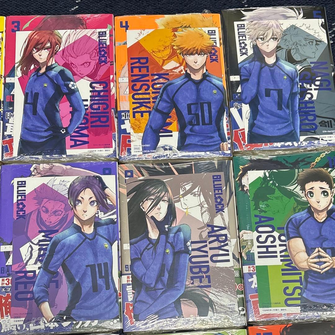 ブルーロック漫画1巻から16巻特典付き