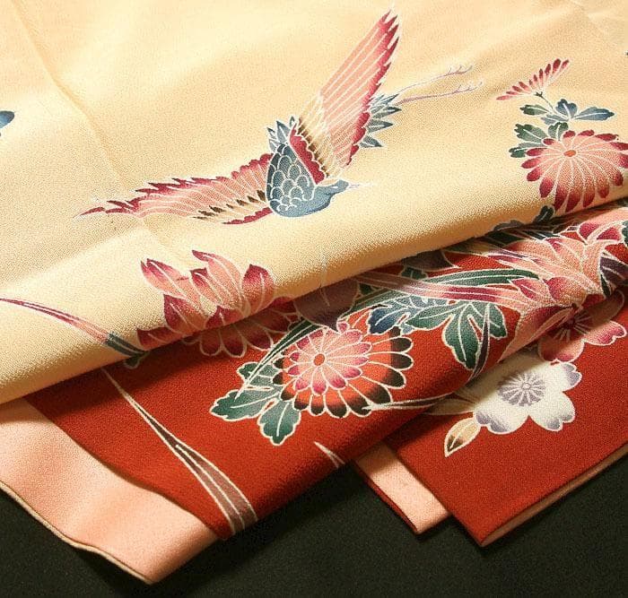 7626■　ややスリム　肩裾模様　紅型訪問着　美品