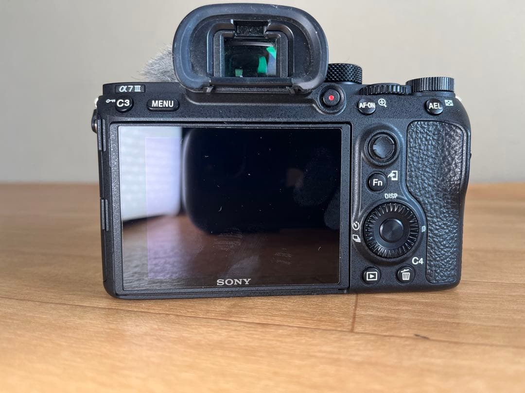 SONY α7 III (ILCE-7M3) シャッター数1292回 おまけ付