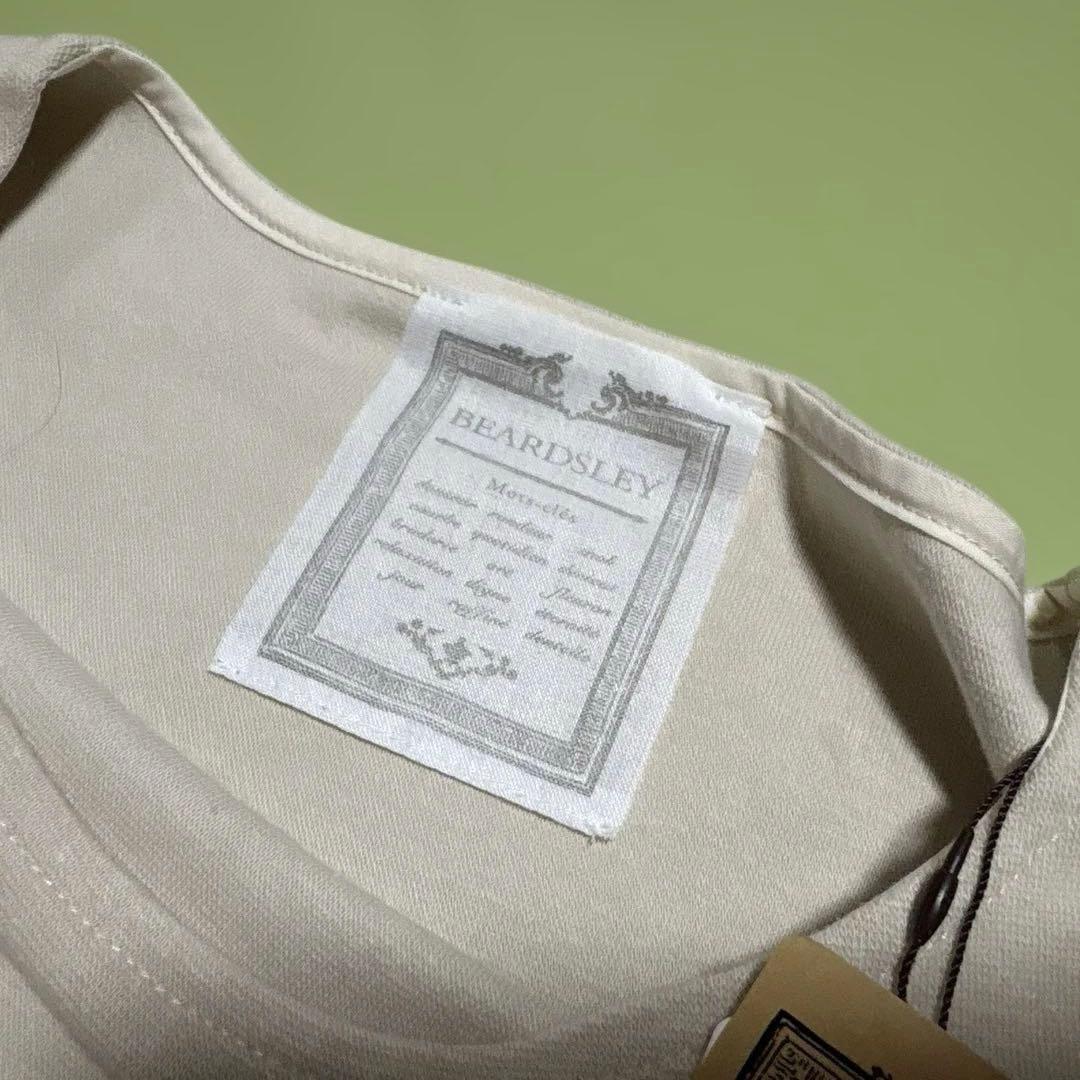 裾レースコットンカットソー