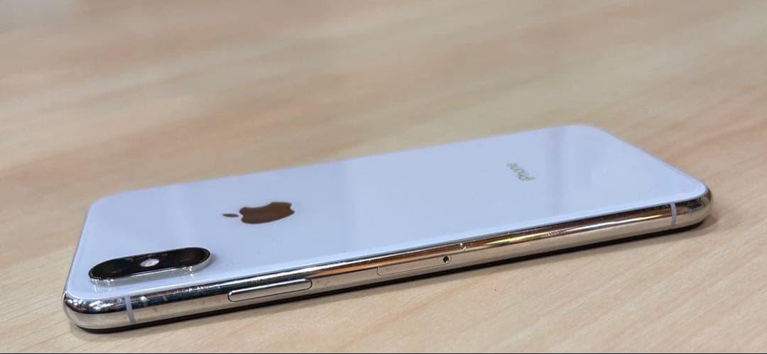 iPhone Xs 256GB バッテリー75%