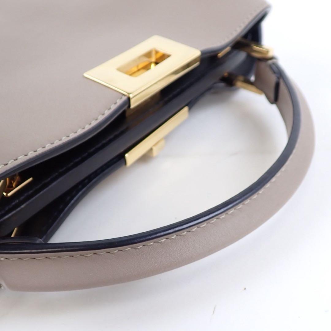 専用　フェンディ エッセンシャリー ピーカブー 2WAY ショルダーバッグ