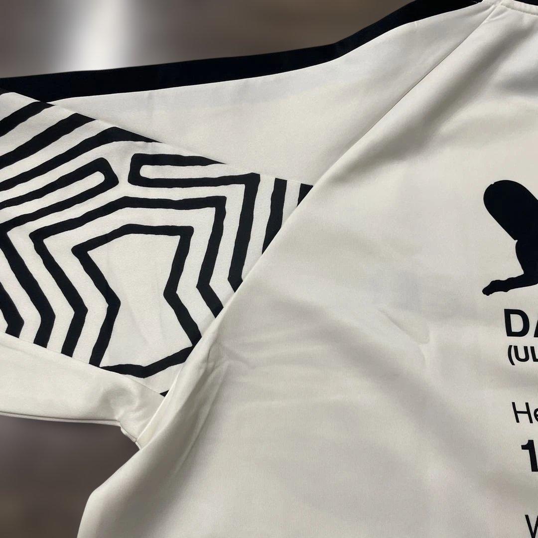 新品・未使用　グラニフ　ウルトラマンダダジャンパー（XＬ）