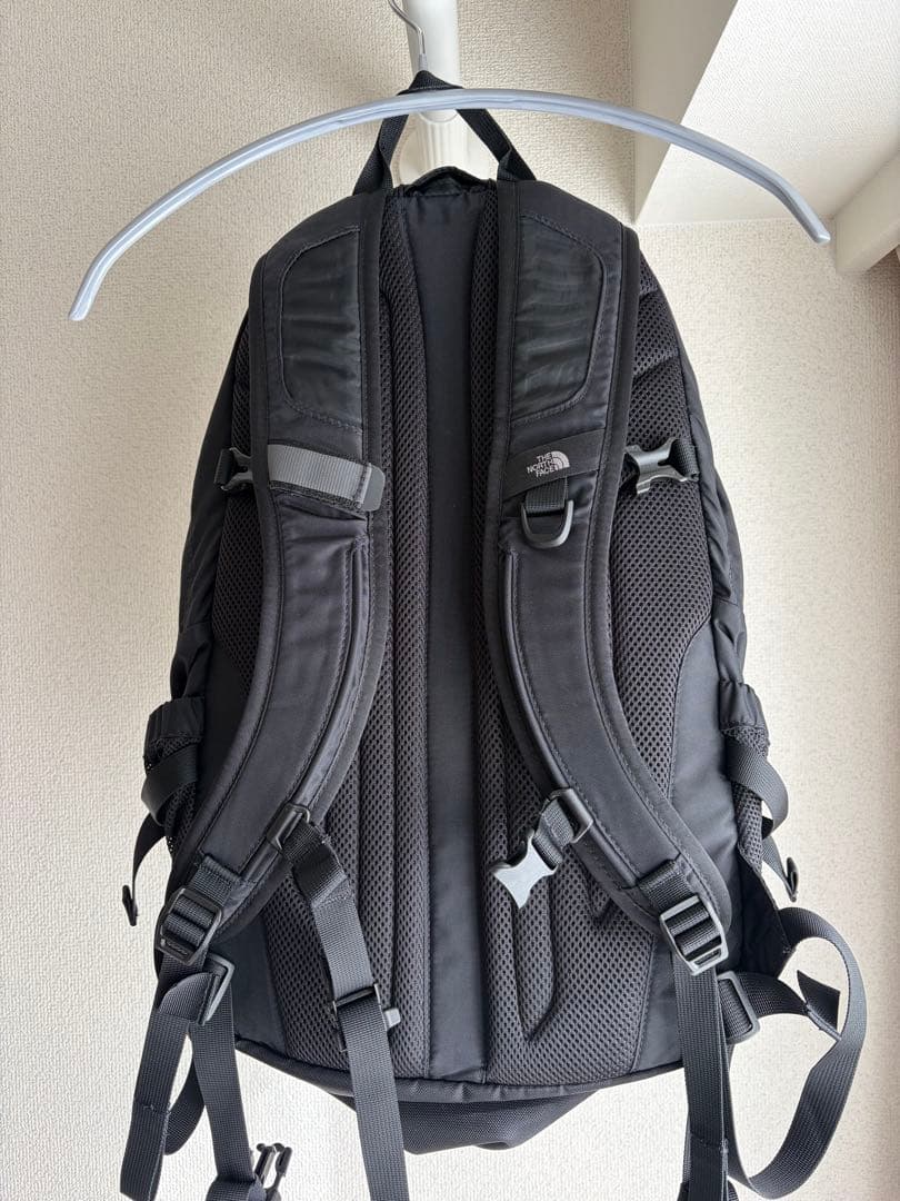 ノースフェイス　ホットショット　ブラック