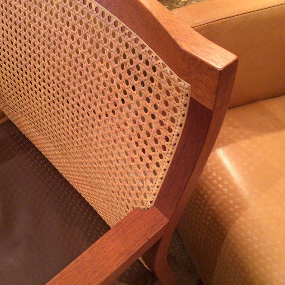 デンマークBOTIUM社木製アームチェア(本革、チーク)