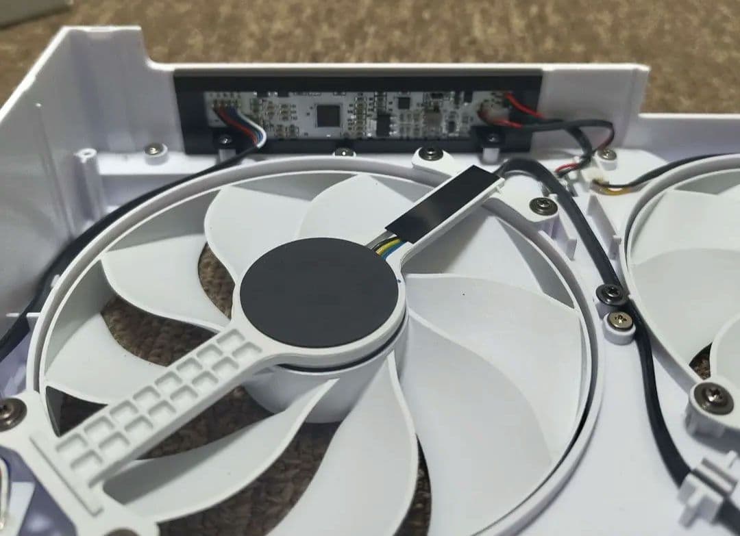 RTX 5090 ジャンク品 Manli STELLAR 基板付き