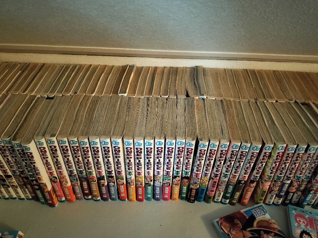 ワンピースほぼ全巻セット