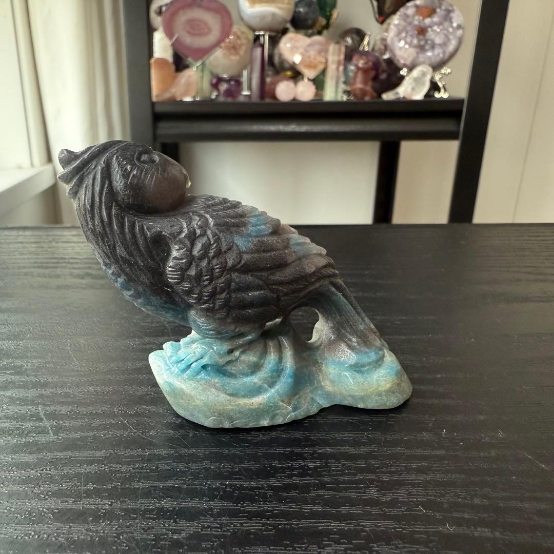 天然石トロレアイトのオウム　　置物　彫物NO.091101