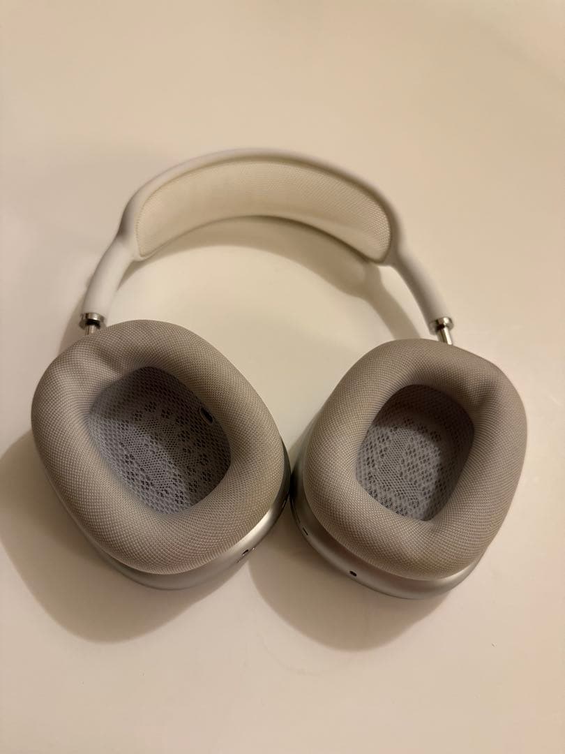 イヤホン AirPods max