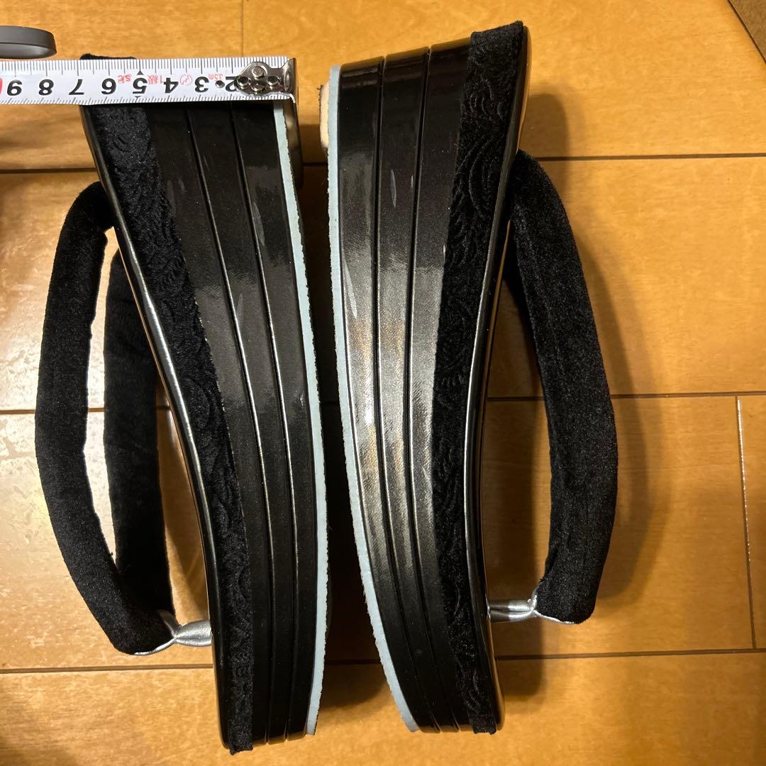 ブラック花柄和装用バッグと下駄セット