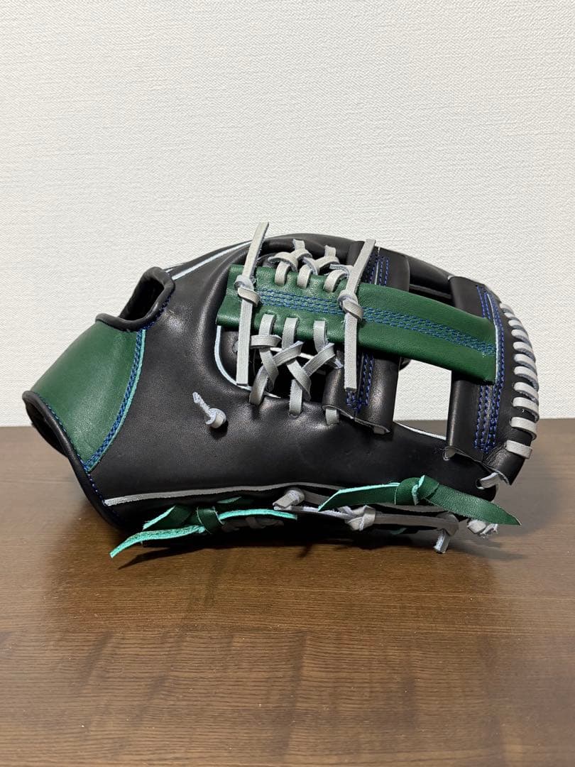 【新品】硬式 内野用グラブ